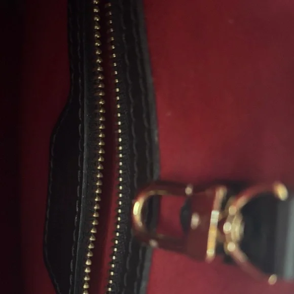 Louis Vuitton Brown Damier Ebene Tote with Red Interior - Picture 8 of 16